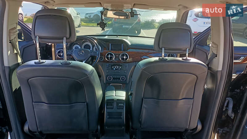 Внедорожник / Кроссовер Mercedes-Benz GLK-Class 2014 в Киеве