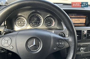 Позашляховик / Кросовер Mercedes-Benz GLK-Class 2009 в 