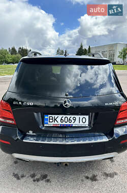 Позашляховик / Кросовер Mercedes-Benz GLK-Class 2013 в 