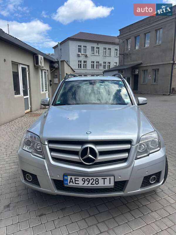 Mercedes-Benz GLK-Class 2011