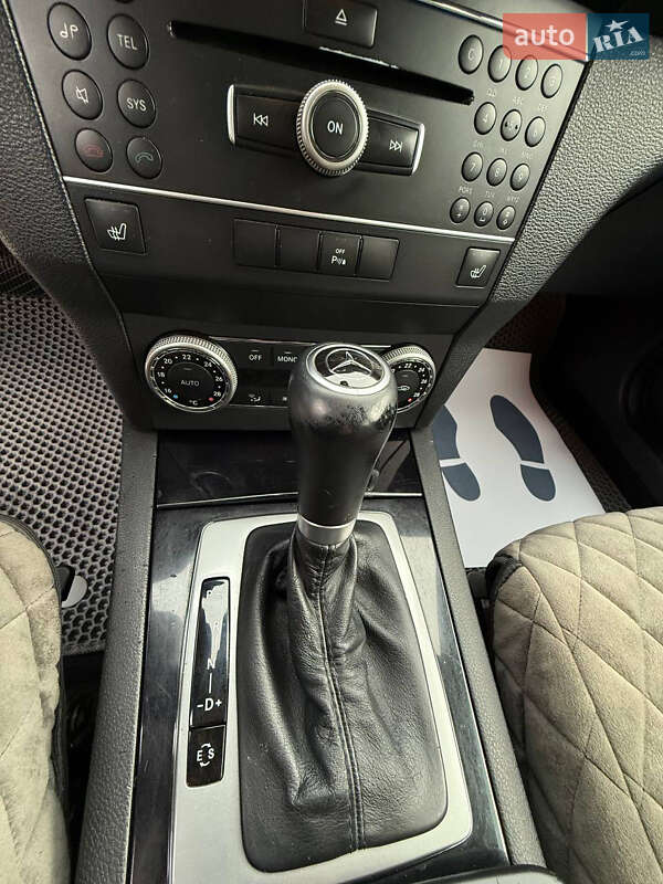 Внедорожник / Кроссовер Mercedes-Benz GLK-Class 2010 в Коломые