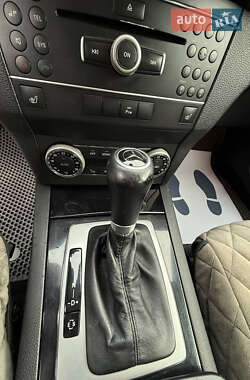 Внедорожник / Кроссовер Mercedes-Benz GLK-Class 2010 в 
