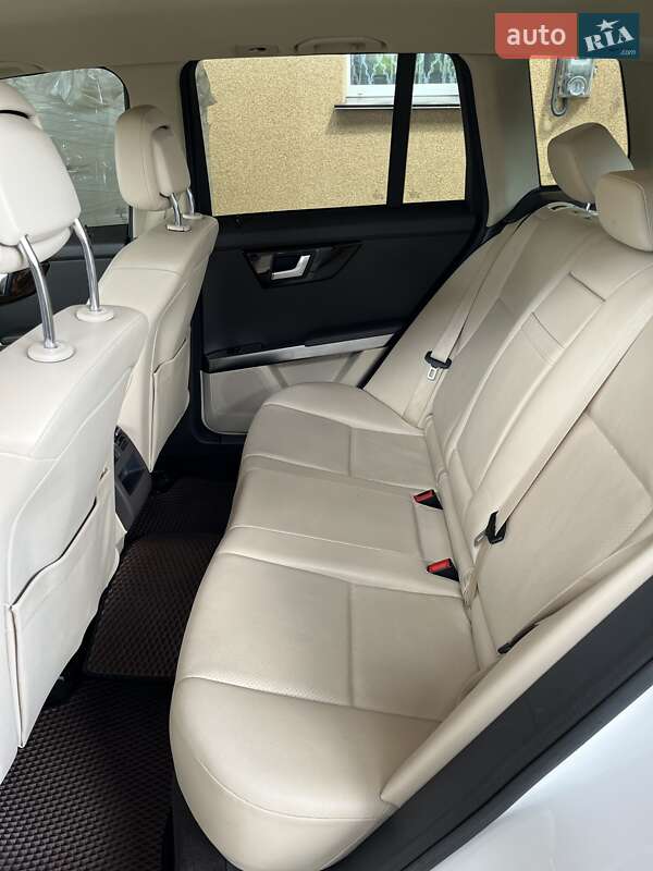 Внедорожник / Кроссовер Mercedes-Benz GLK-Class 2015 в Жмеринке фото 7 Внедорожник / Кроссовер Mercedes-Benz GLK-Class 2015 в Жмеринке