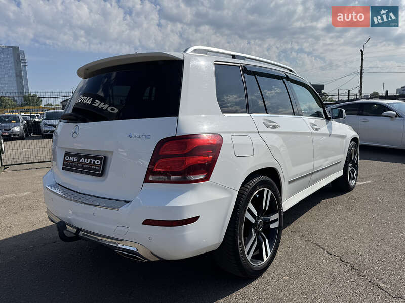 Позашляховик / Кросовер Mercedes-Benz GLK-Class 2014 в Києві