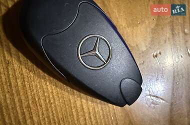 Позашляховик / Кросовер Mercedes-Benz GLK-Class 2013 в 