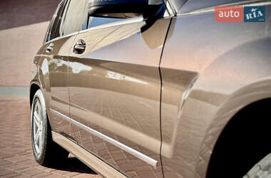 Внедорожник / Кроссовер Mercedes-Benz GLK-Class 2013 в 