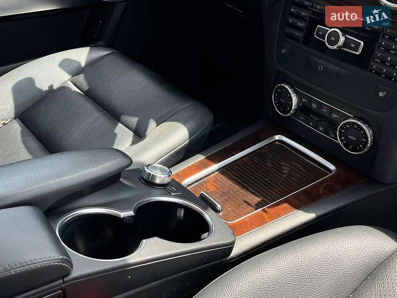 Позашляховик / Кросовер Mercedes-Benz GLK-Class 2014 в Львові