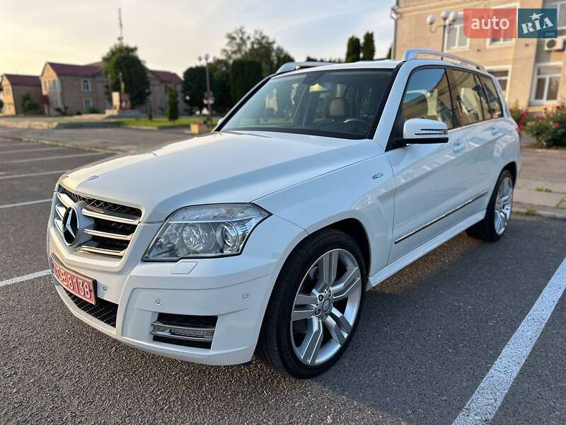 Mercedes-Benz GLK-Class 2011