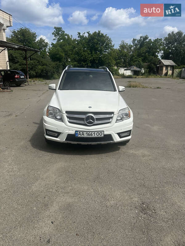 Позашляховик / Кросовер Mercedes-Benz GLK-Class 2010 в 