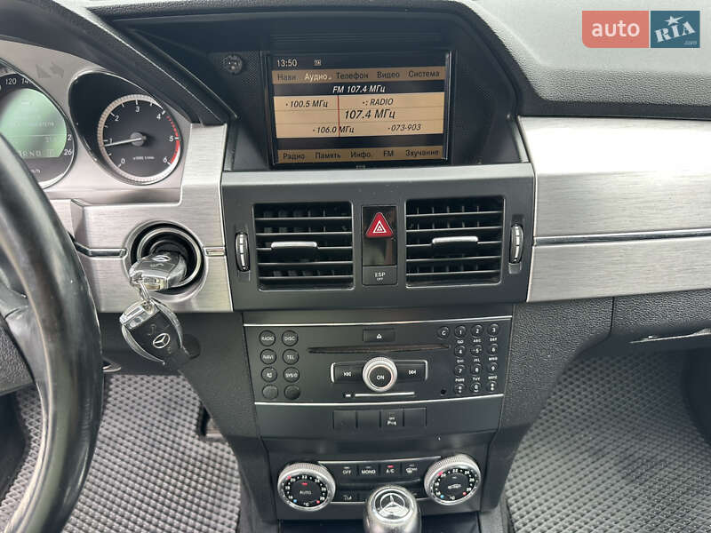 Внедорожник / Кроссовер Mercedes-Benz GLK-Class 2011 в Киеве