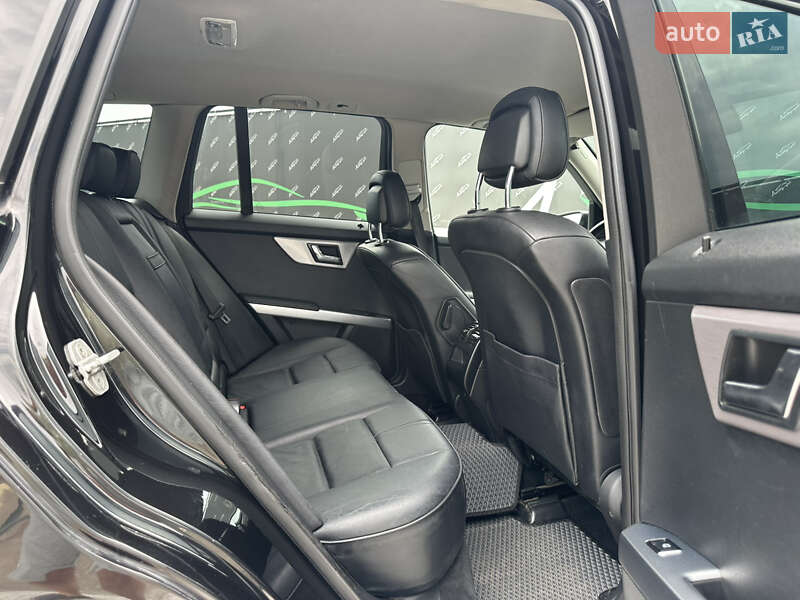 Внедорожник / Кроссовер Mercedes-Benz GLK-Class 2011 в Киеве
