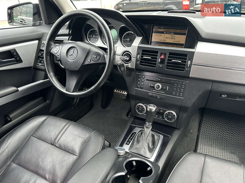 Внедорожник / Кроссовер Mercedes-Benz GLK-Class 2011 в Киеве