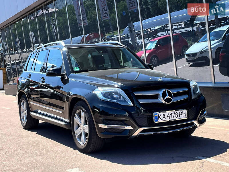 Позашляховик / Кросовер Mercedes-Benz GLK-Class 2014 в 