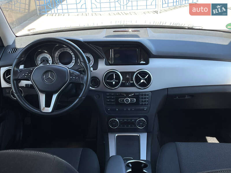 Внедорожник / Кроссовер Mercedes-Benz GLK-Class 2014 в Киеве