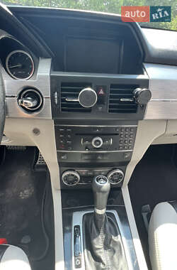 Внедорожник / Кроссовер Mercedes-Benz GLK-Class 2010 в 
