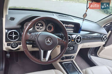 Позашляховик / Кросовер Mercedes-Benz GLK-Class 2013 в 
