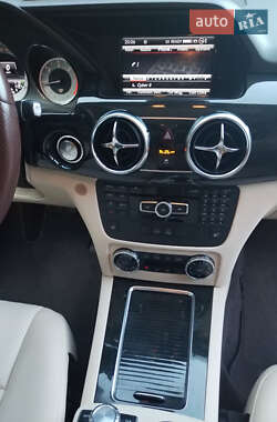 Позашляховик / Кросовер Mercedes-Benz GLK-Class 2013 в 
