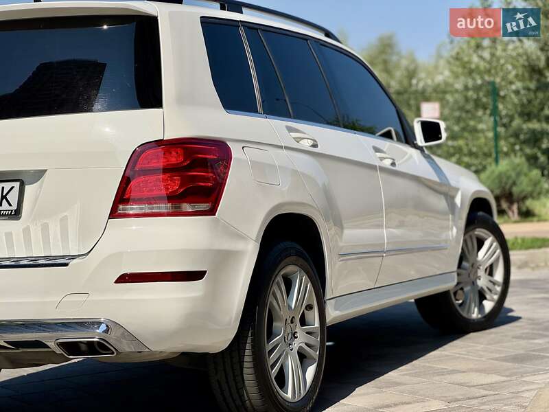 Позашляховик / Кросовер Mercedes-Benz GLK-Class 2014 в Києві