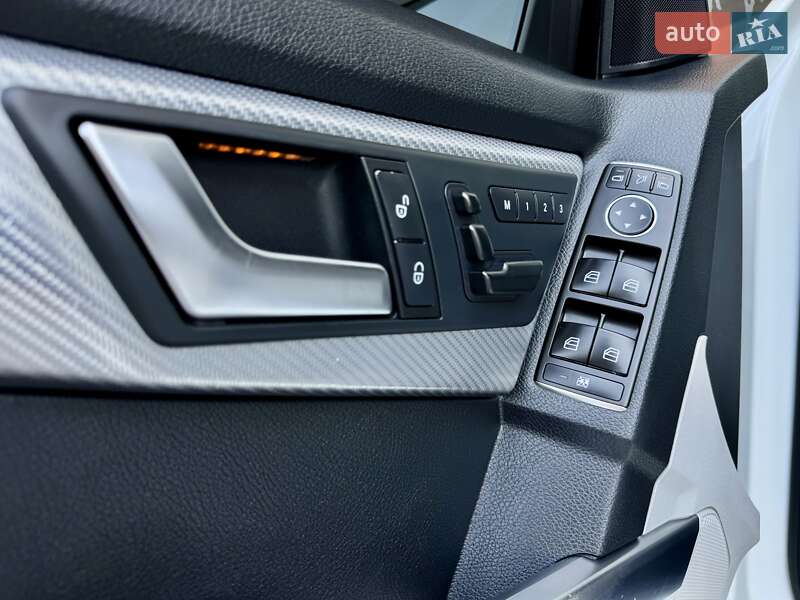 Позашляховик / Кросовер Mercedes-Benz GLK-Class 2014 в Києві