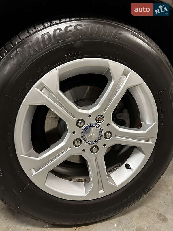 Внедорожник / Кроссовер Mercedes-Benz GLK-Class 2013 в Киеве