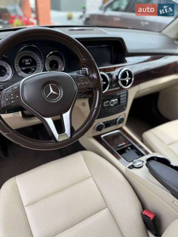 Внедорожник / Кроссовер Mercedes-Benz GLK-Class 2013 в Луцке