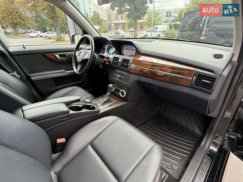 Внедорожник / Кроссовер Mercedes-Benz GLK-Class 2012 в Киеве