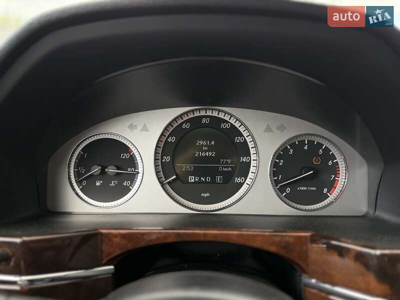 Внедорожник / Кроссовер Mercedes-Benz GLK-Class 2012 в Киеве
