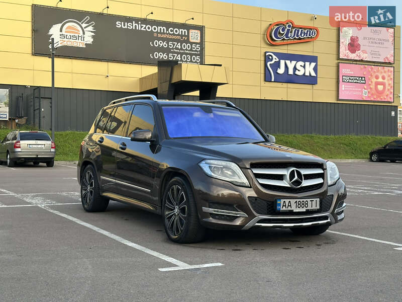 Позашляховик / Кросовер Mercedes-Benz GLK-Class 2013 в Рівному