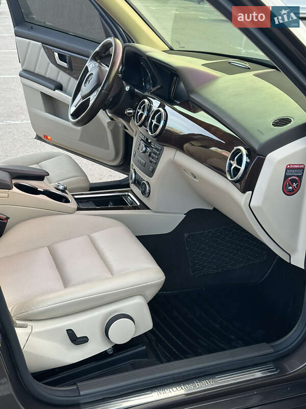 Позашляховик / Кросовер Mercedes-Benz GLK-Class 2013 в Рівному