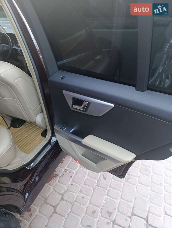 Внедорожник / Кроссовер Mercedes-Benz GLK-Class 2011 в Ивано-Франковске