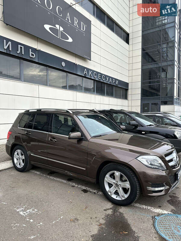 Позашляховик / Кросовер Mercedes-Benz GLK-Class 2013 в 