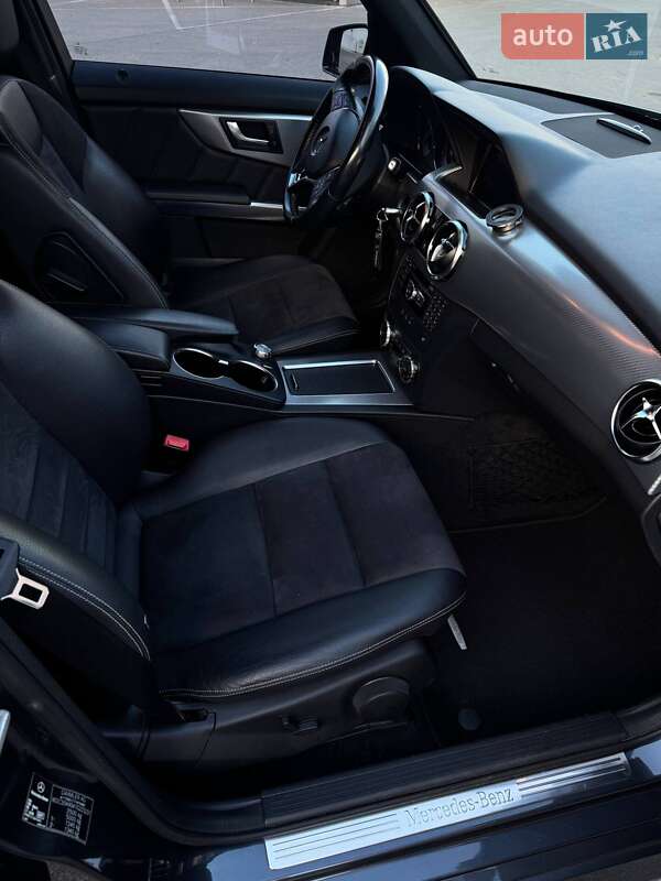 Внедорожник / Кроссовер Mercedes-Benz GLK-Class 2013 в Киеве