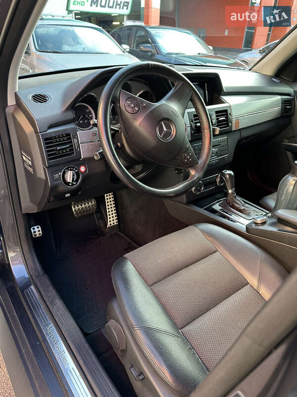 Внедорожник / Кроссовер Mercedes-Benz GLK-Class 2009 в Киеве