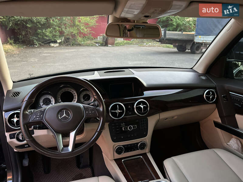 Внедорожник / Кроссовер Mercedes-Benz GLK-Class 2013 в Кривом Роге
