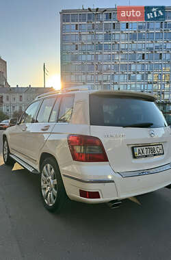 Внедорожник / Кроссовер Mercedes-Benz GLK-Class 2009 в 