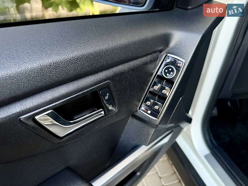 Внедорожник / Кроссовер Mercedes-Benz GLK-Class 2011 в Одессе