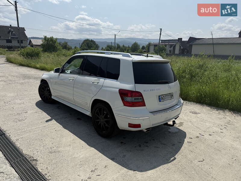 Внедорожник / Кроссовер Mercedes-Benz GLK-Class 2009 в Тячеве