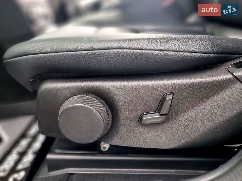 Внедорожник / Кроссовер Mercedes-Benz GLK-Class 2013 в Киеве