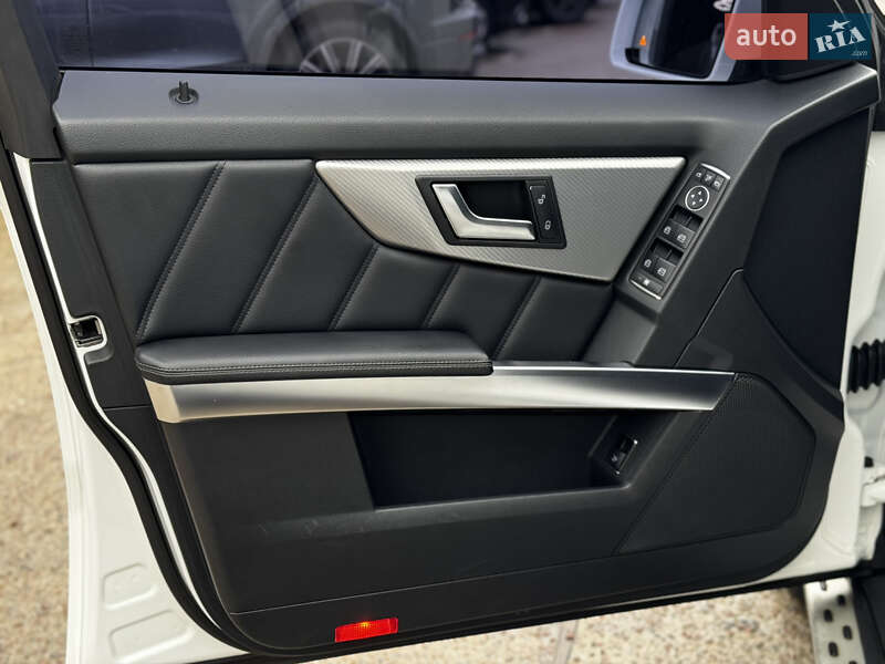 Позашляховик / Кросовер Mercedes-Benz GLK-Class 2012 в Житомирі