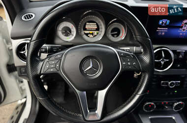 Позашляховик / Кросовер Mercedes-Benz GLK-Class 2012 в 