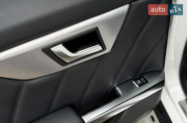 Позашляховик / Кросовер Mercedes-Benz GLK-Class 2012 в 
