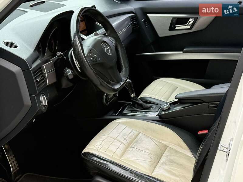 Позашляховик / Кросовер Mercedes-Benz GLK-Class 2008 в Одесі фото 10 Позашляховик / Кросовер Mercedes-Benz GLK-Class 2008 в Одесі
