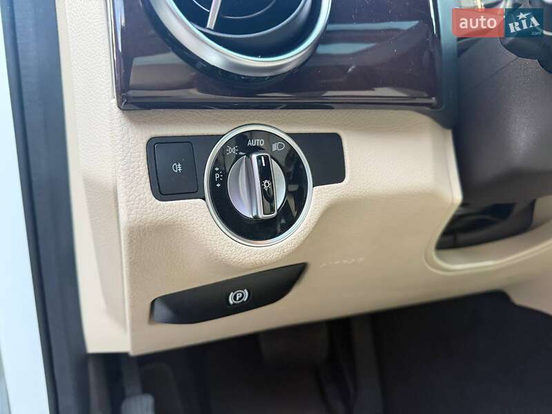 Позашляховик / Кросовер Mercedes-Benz GLK-Class 2014 в Києві фото 16 Позашляховик / Кросовер Mercedes-Benz GLK-Class 2014 в Києві