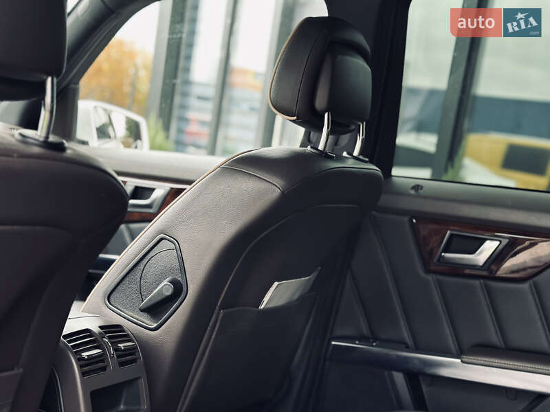 Внедорожник / Кроссовер Mercedes-Benz GLK-Class 2012 в Кременчуге