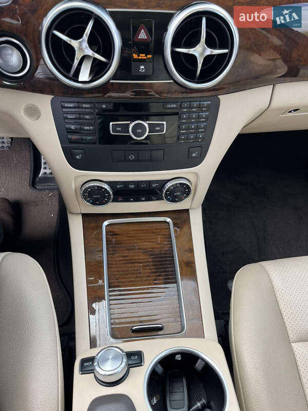 Внедорожник / Кроссовер Mercedes-Benz GLK-Class 2015 в Измаиле фото 18 Внедорожник / Кроссовер Mercedes-Benz GLK-Class 2015 в Измаиле