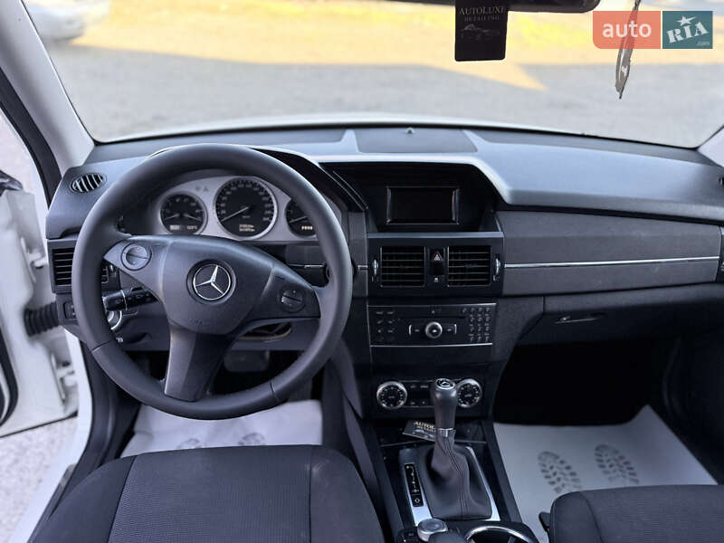 Позашляховик / Кросовер Mercedes-Benz GLK-Class 2011 в Новоселиці фото 15 Позашляховик / Кросовер Mercedes-Benz GLK-Class 2011 в Новоселиці
