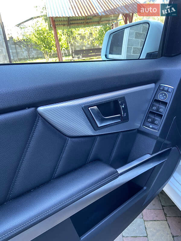 Позашляховик / Кросовер Mercedes-Benz GLK-Class 2012 в Рівному