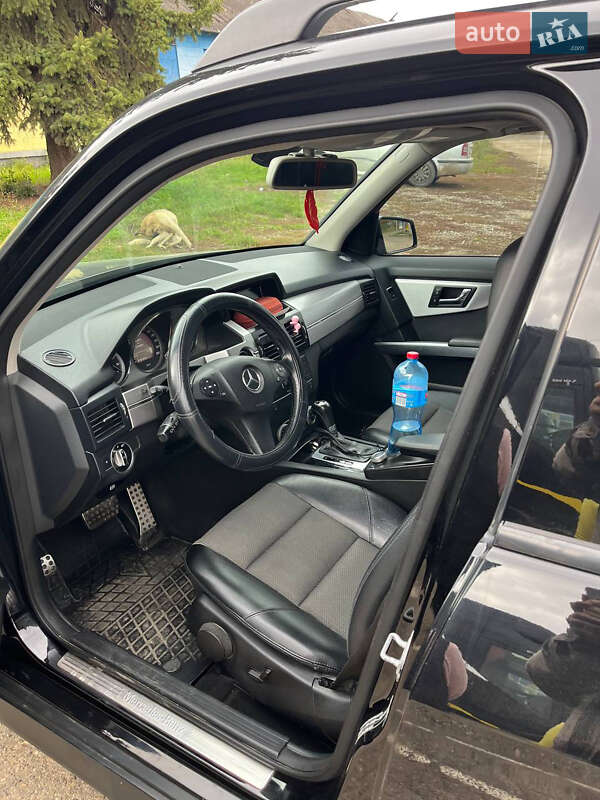 Позашляховик / Кросовер Mercedes-Benz GLK-Class 2011 в Чернівцях