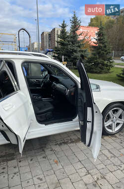 Позашляховик / Кросовер Mercedes-Benz GLK-Class 2015 в Львові Позашляховик / Кросовер Mercedes-Benz GLK-Class 2015 в Львові