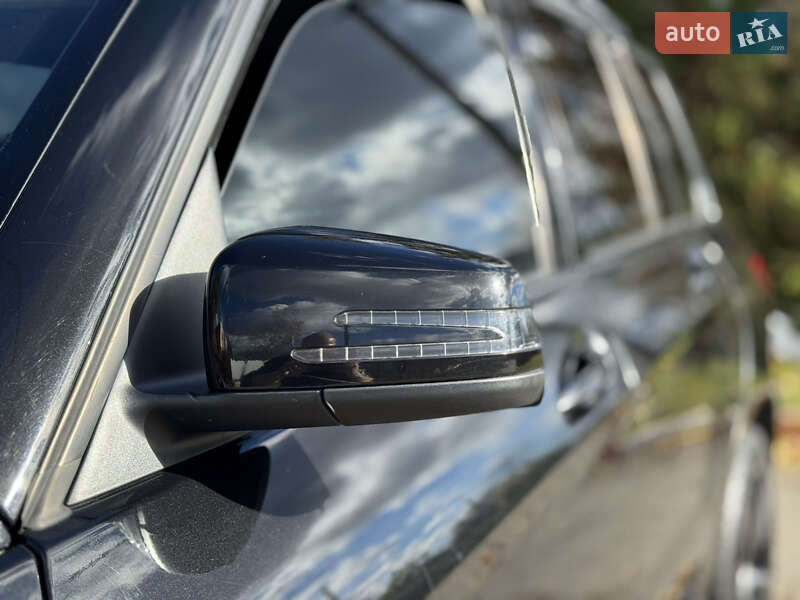 Внедорожник / Кроссовер Mercedes-Benz GLK-Class 2011 в Черновцах